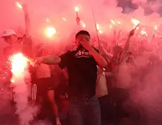 阿贾克斯客场力克顿涅茨克矿工，挺进下一轮的简单介绍